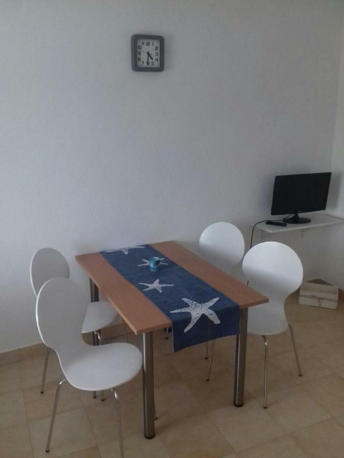 Apartman Andela Appartamento Tisno Esterno foto